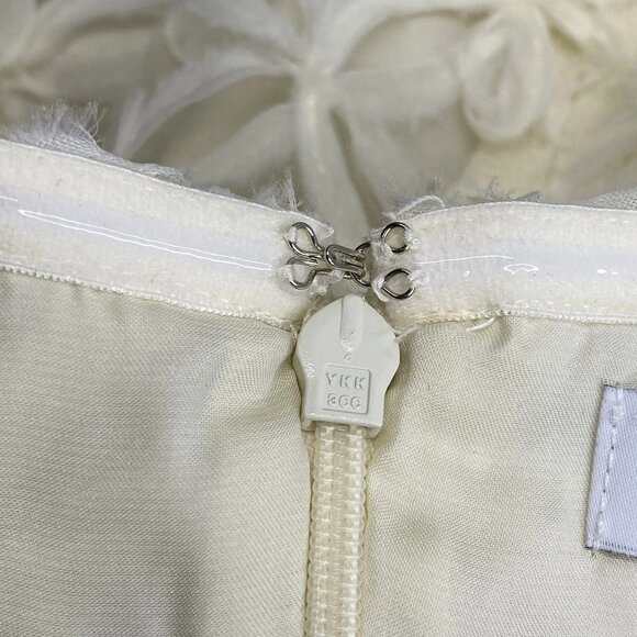 NEW WEWOREWHAT Women’s Strapless Lace Mini Dress – Ivory – Size 10 - Picture 5 of 10